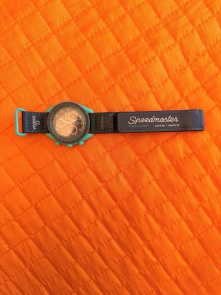 Swatch MoonSwatc Speedmaster “Polar Light”