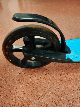 Patinete infantil azul SPORTS