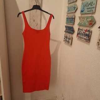 Vestido midi Zara tirantes rojo anaranjado