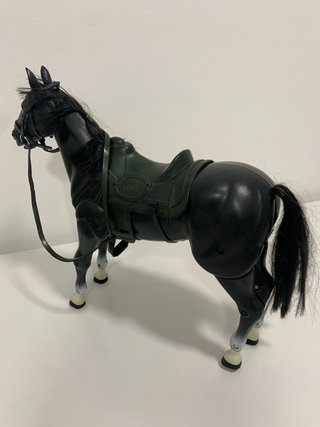 Caballo  escala geyperman Negro con Acceso