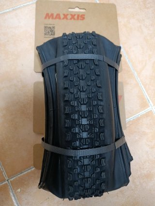 Cubierta Maxxis Ikon 29x2.20