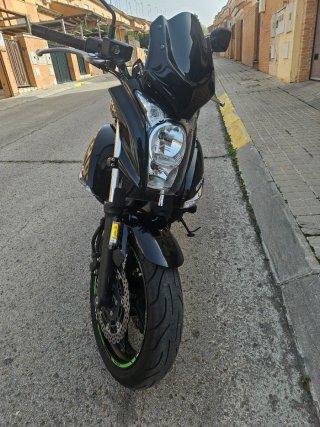 Kawasaki ER-6n Negra 2012