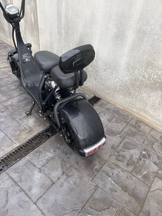 Scooter Eléctrico Negro