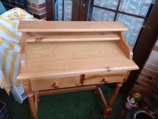 Escritorio madera pino con cajones