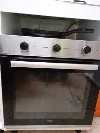 Cocina Beko Gas + Horno Eléctrico