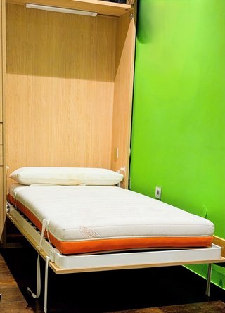 Cama Abatible Vertical de material hidrófugo
