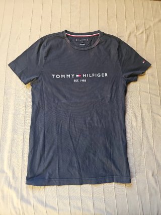 Camiseta Tommy Hilfiger Negra Talla S