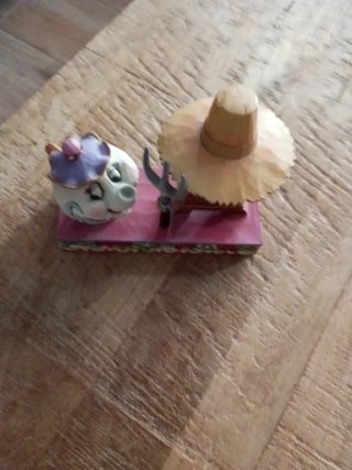 Figura DinDon y Sra. Pots Bella y Bestia Disney