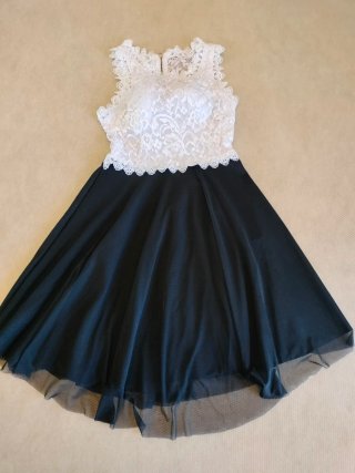Vestido fiesta encaje blanco y negro