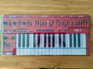 Sintetizador Behringer MS-1 RD Rojo