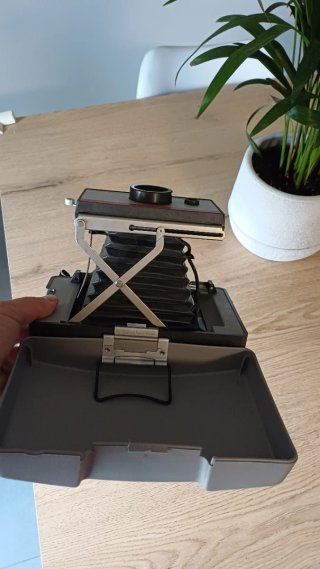 Polaroid Land Camera Automatic 104