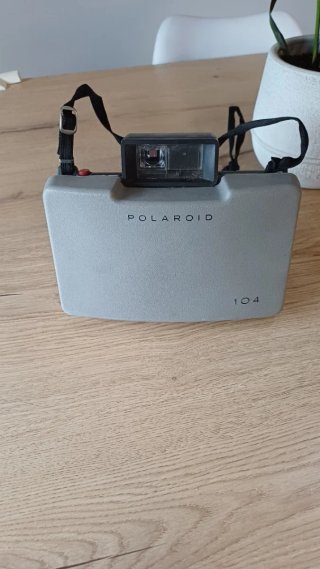 Polaroid Land Camera Automatic 104