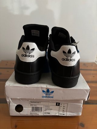 Adidas Superstar Negras Talla 40