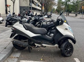 Piaggio MP3 400 LT - Scooter Maxi
