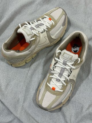 Nike Zoom Vomero 5 Beige/Blanco