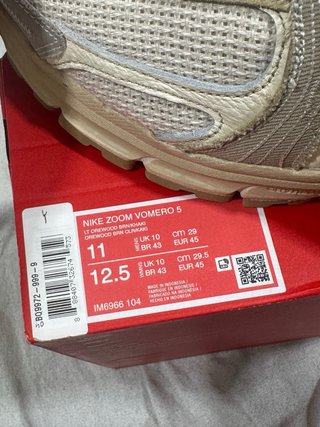 Nike Zoom Vomero 5 Beige/Blanco