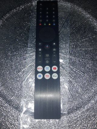 Mando a distancia TCL con micrófono