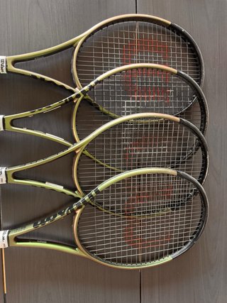 Raquetas Wilson Blade 100 V8 (4 unidades)