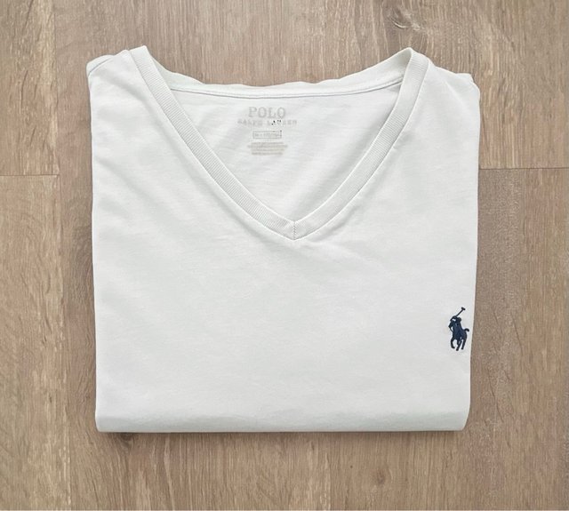 Camiseta Polo Ralph Lauren V-Neck Branca Tamanho M