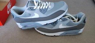 Nike Air Max Zapatillas Grises y Blancas