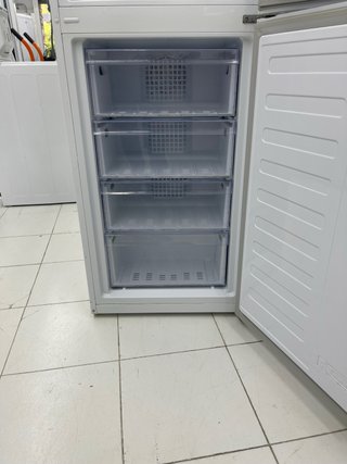 Nevera marca Beko con garantía transparente