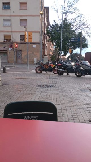 KTM 125 RC - Moto Deportiva Negra/Naranja