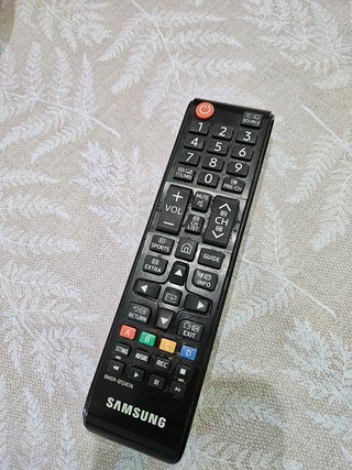 ​Samsung 55" 4K Curva (Para piezas o reparar)