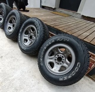 Llantas Jeep Cherokee 15 pulgadas (4 unidades)