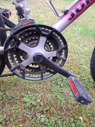 Bici da donna. Mountain bike. MTB.