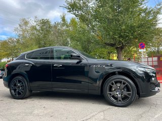 Maserati Levante V6 275 HP D AWD