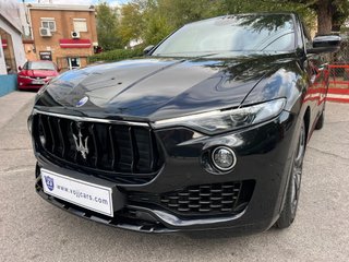 Maserati Levante V6 275 HP D AWD
