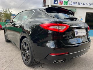 Maserati Levante V6 275 HP D AWD