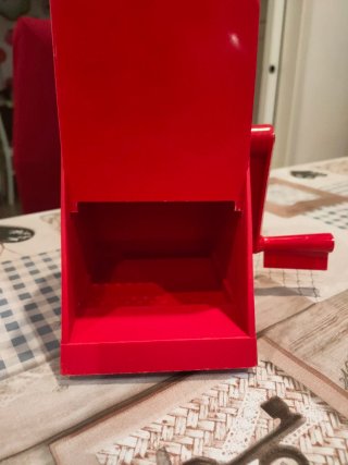 Grattugia Manuale Valentini Rossa