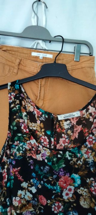 Conjunto Mujer: Pantalón y Top Estampado