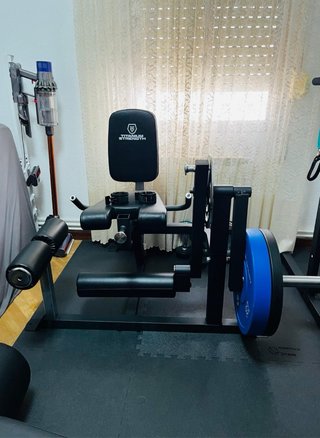 Titanium Strength Máquina de Gimnasio