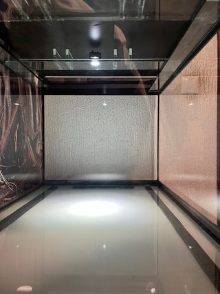 Acuario 300L con mueble negro. Mueble de regalo.
