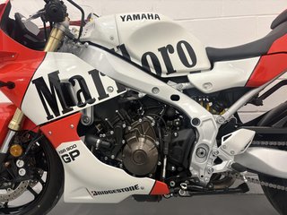 YAMAHA XSR900 GP