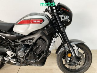 YAMAHA XSR 900 (A)