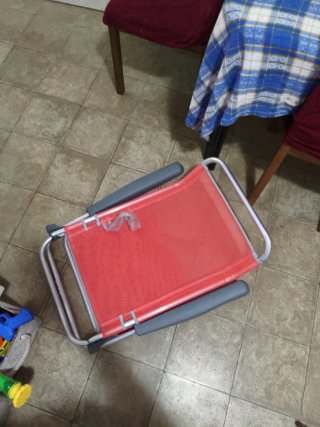 Silla de playa plegable roja