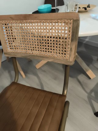 Silla polipiel y ratán marrón