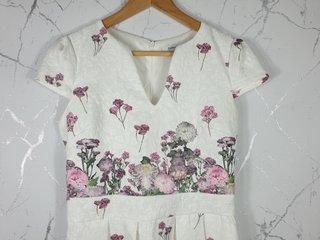 Vestido midi estampado floral