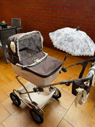 Carro de muñeca reborn