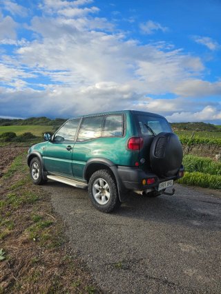 Nissan Terrano II 2001