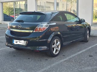 Opel Astra GTC SPORT/ Pegatina C/ km:157.321