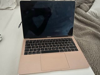 MacBook Air 13” Oro Rosado