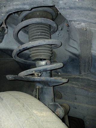 AMORTIGUADOR DELANTERO DERECHO Toyota Verso (AUR2/ZGR2)(2009->)