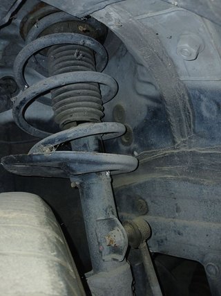 AMORTIGUADOR DELANTERO DERECHO Toyota Verso (AUR2/ZGR2)(2009->)