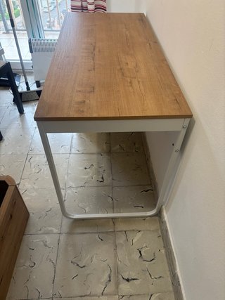 Escritorio madera y metal