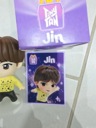 McDonald's Tiny Tan Jin Viola Sorpresa Happy Meal