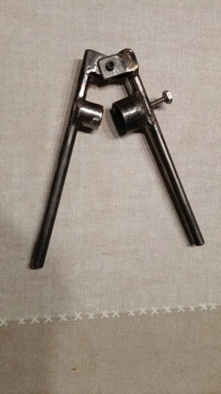 Arreglador para chapas corona